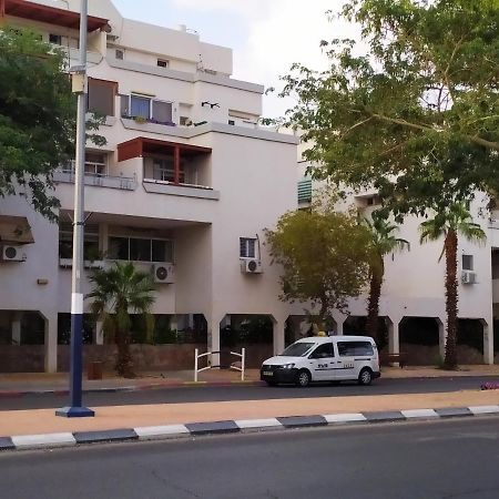 Nelly'S Housing Unit Apartment Eilat Exterior photo